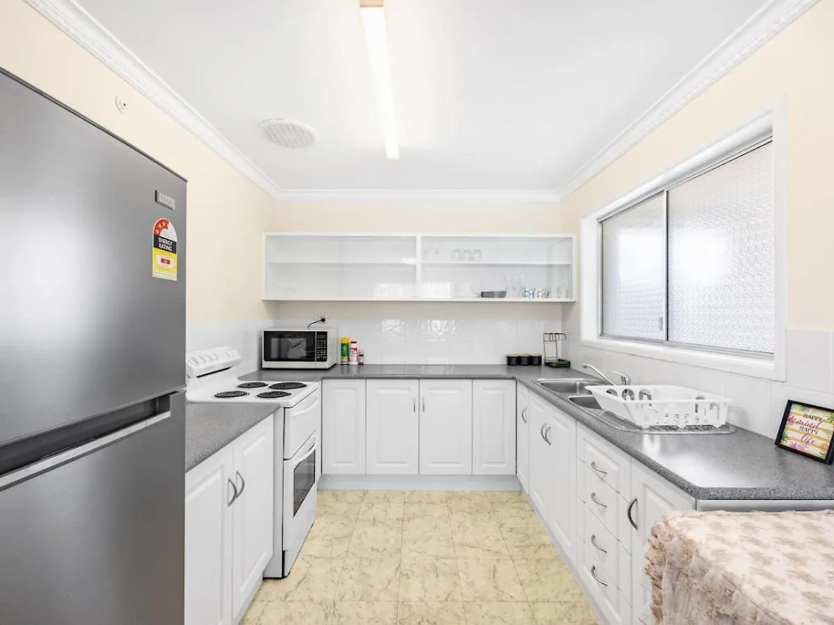 Peaceful 3Br Comfy Unit Sunnybank Near Everything Brisbane Holiday home